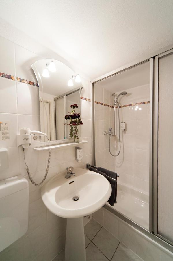 Hotel Wappenstube Erbach  Ngoại thất bức ảnh