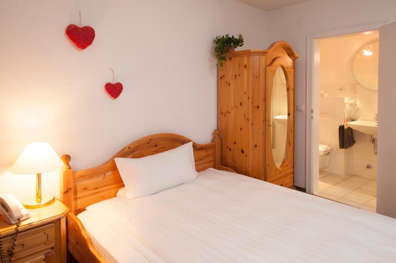 Hotel Wappenstube Erbach  Ngoại thất bức ảnh